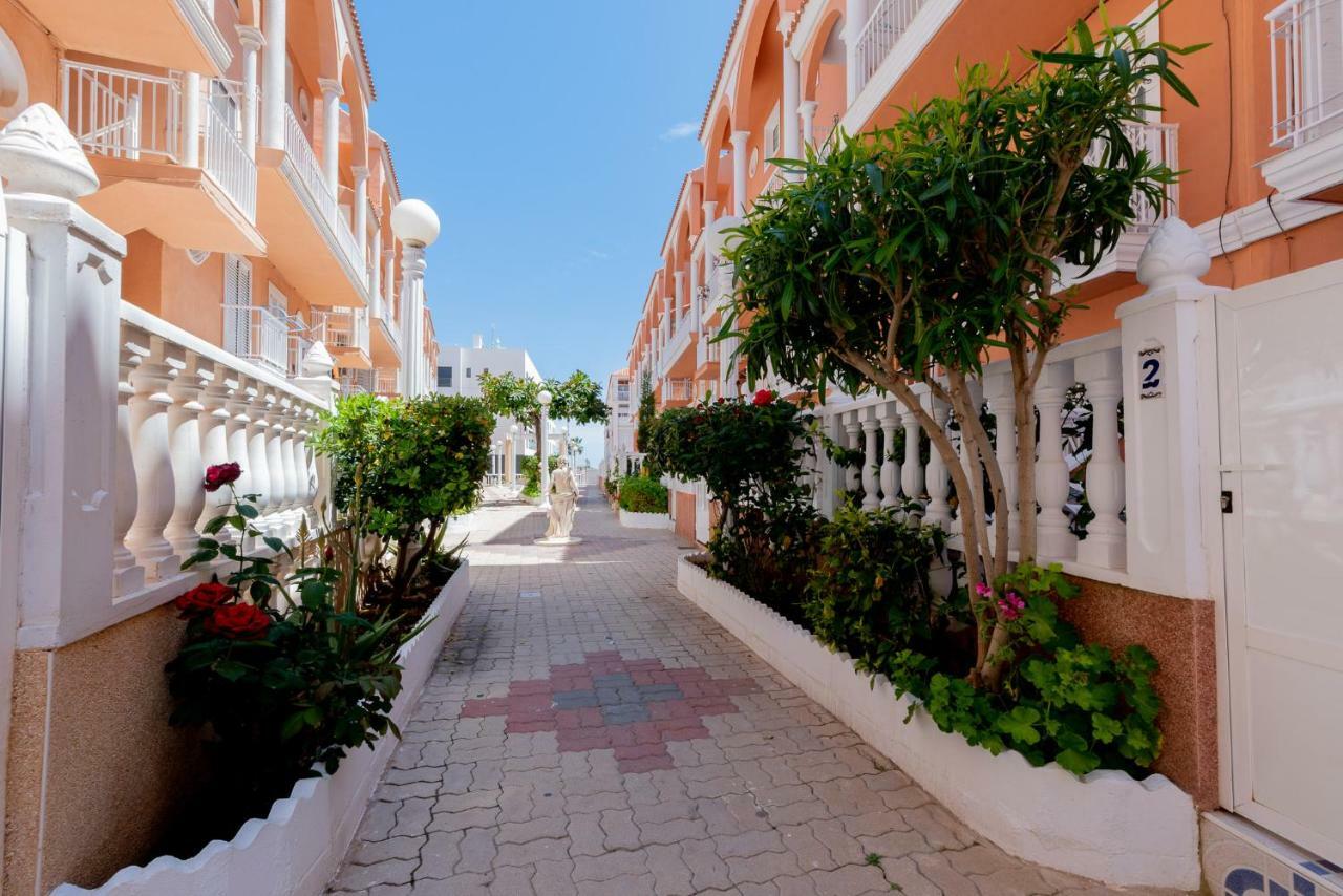 Apartament "Verano Azul" La Mata La Mata  Εξωτερικό φωτογραφία
